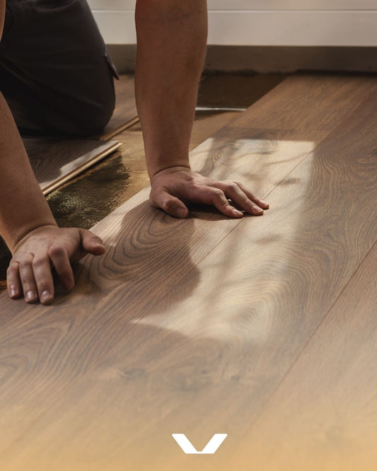 🛠️ Zelf een laminaat vloer leggen? Zo leg je de juiste basis
