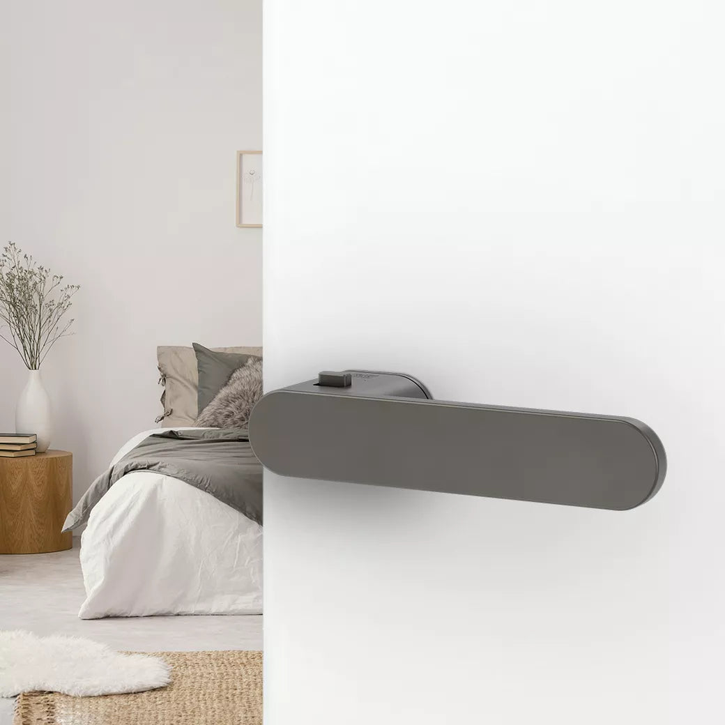 Griffwerk AVUS ONE Smart2Lock deurkruk Cashmere Grey rechts – Smart2Lock techniek | Velora Floors